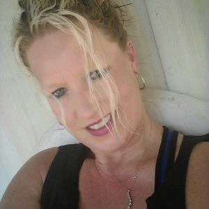 Meet your Posher, Karla